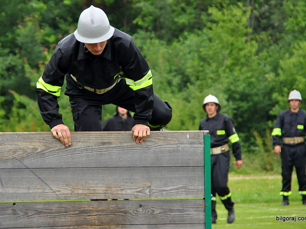 Zawody strażackie we Frampolu - rywalizowali strażacy z trzech Gmin (FOTO, WYNIKI)