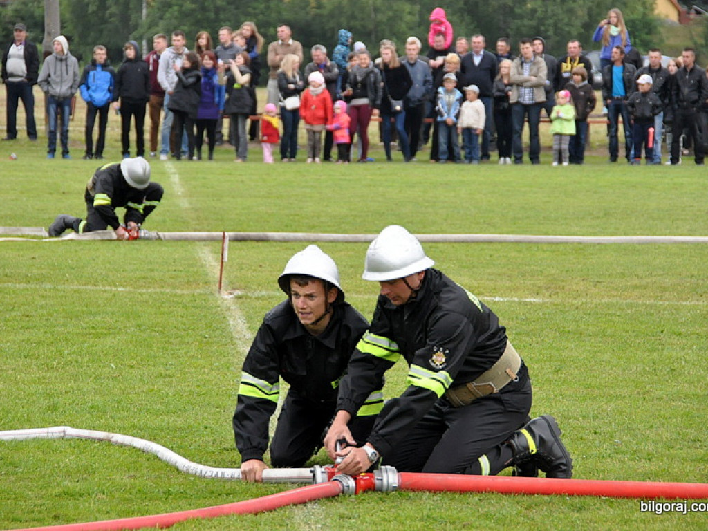 Zawody strażackie we Frampolu - rywalizowali strażacy z trzech Gmin (FOTO, WYNIKI)