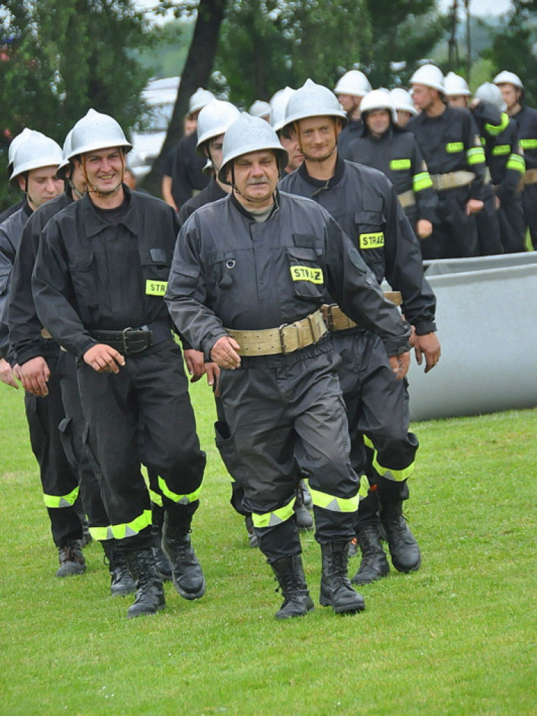 Zawody strażackie we Frampolu - rywalizowali strażacy z trzech Gmin (FOTO, WYNIKI)
