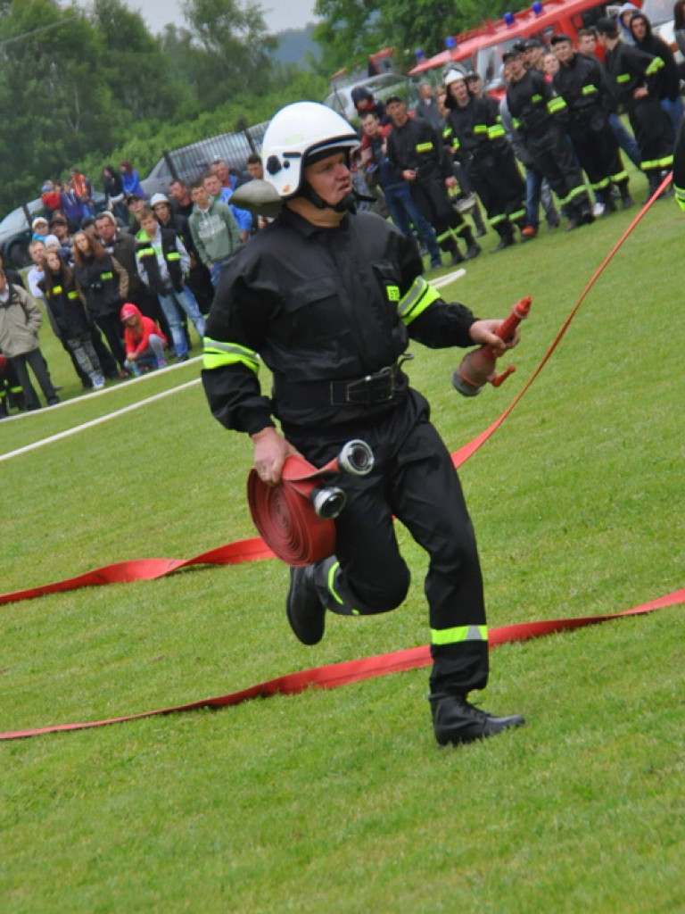 Zawody strażackie we Frampolu - rywalizowali strażacy z trzech Gmin (FOTO, WYNIKI)