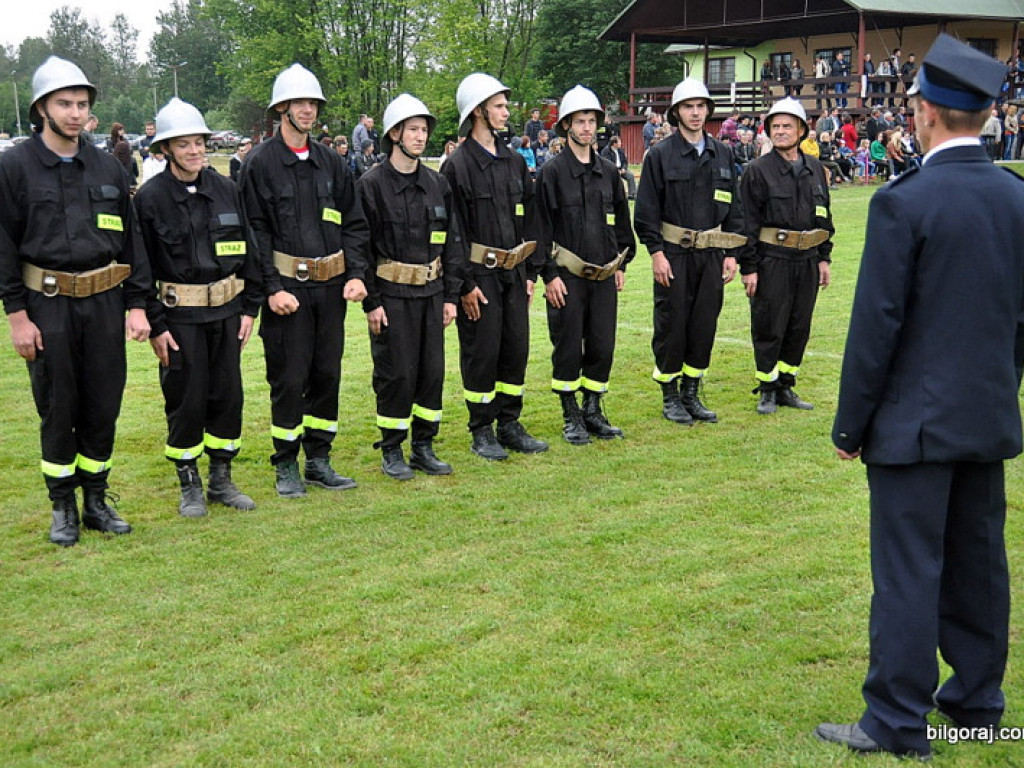 Zawody strażackie we Frampolu - rywalizowali strażacy z trzech Gmin (FOTO, WYNIKI)