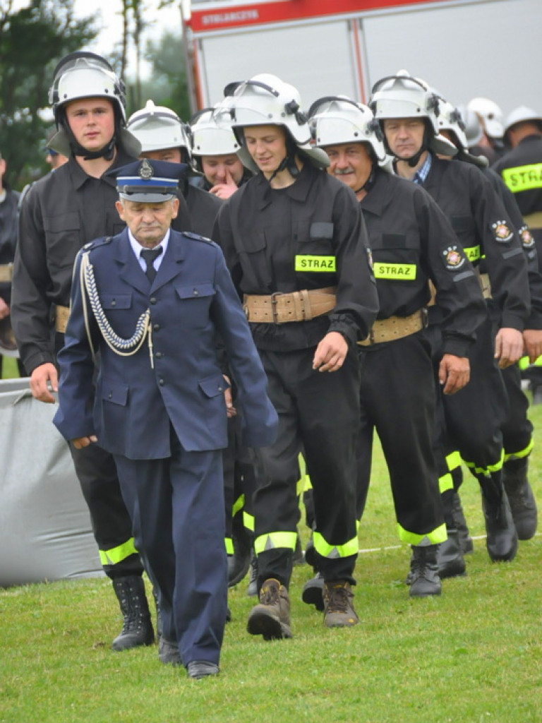 Zawody strażackie we Frampolu - rywalizowali strażacy z trzech Gmin (FOTO, WYNIKI)