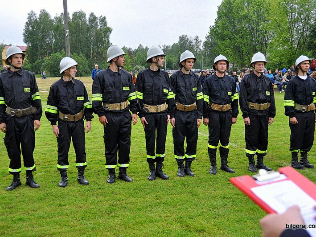 Zawody strażackie we Frampolu - rywalizowali strażacy z trzech Gmin (FOTO, WYNIKI)