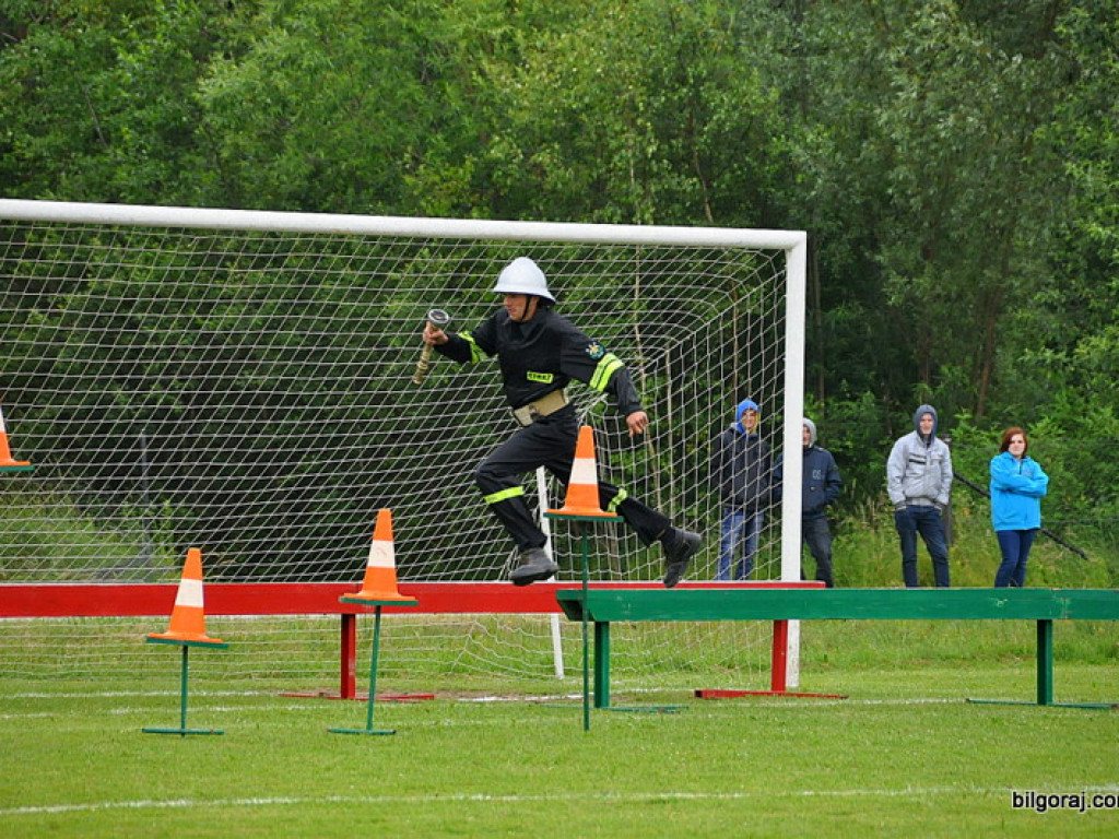 Zawody strażackie we Frampolu - rywalizowali strażacy z trzech Gmin (FOTO, WYNIKI)