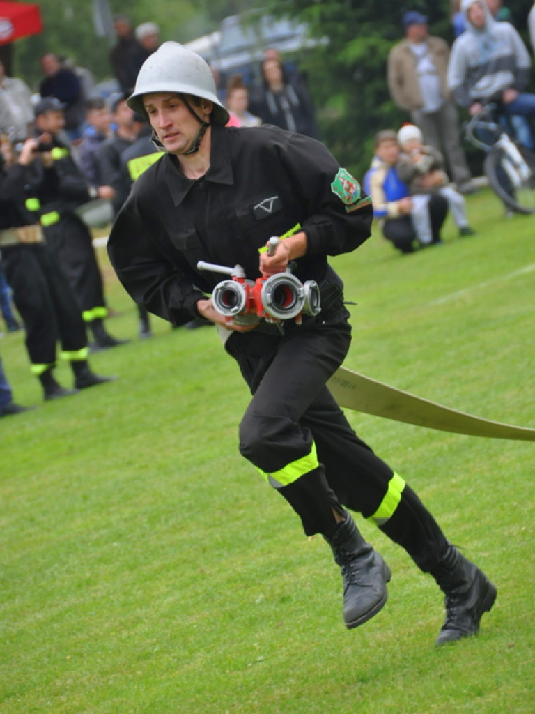 Zawody strażackie we Frampolu - rywalizowali strażacy z trzech Gmin (FOTO, WYNIKI)