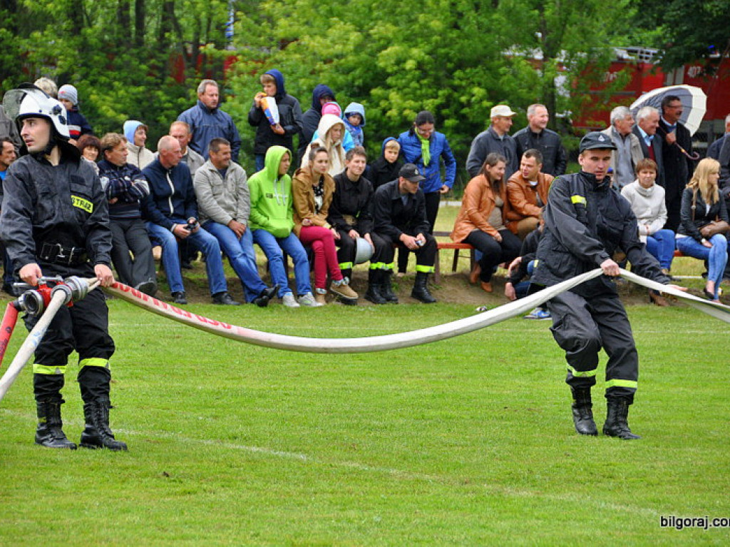 Zawody strażackie we Frampolu - rywalizowali strażacy z trzech Gmin (FOTO, WYNIKI)