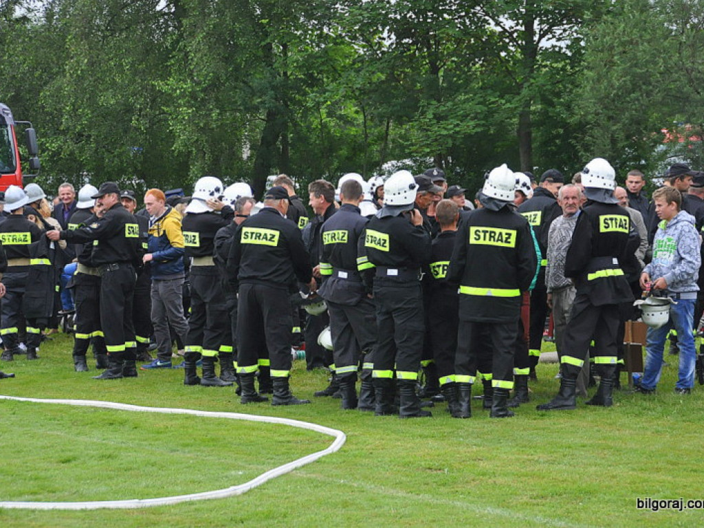 Zawody strażackie we Frampolu - rywalizowali strażacy z trzech Gmin (FOTO, WYNIKI)