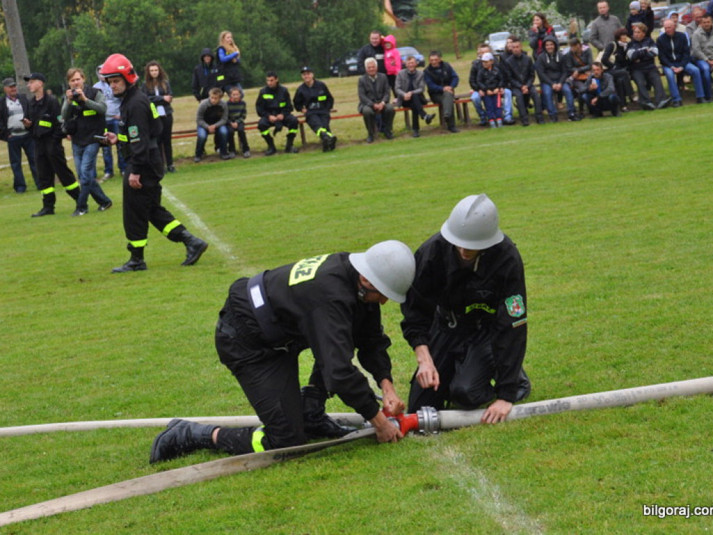 Zawody strażackie we Frampolu - rywalizowali strażacy z trzech Gmin (FOTO, WYNIKI)