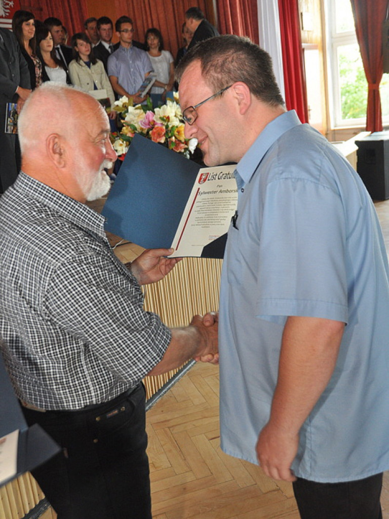 Starosta wyróżnił najlepszych uczniów i nauczycieli (FOTO)