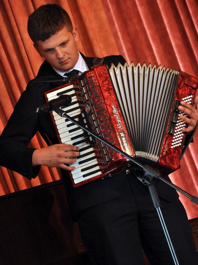 Starosta wyróżnił najlepszych uczniów i nauczycieli (FOTO)
