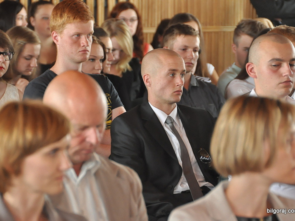 Starosta wyróżnił najlepszych uczniów i nauczycieli (FOTO)