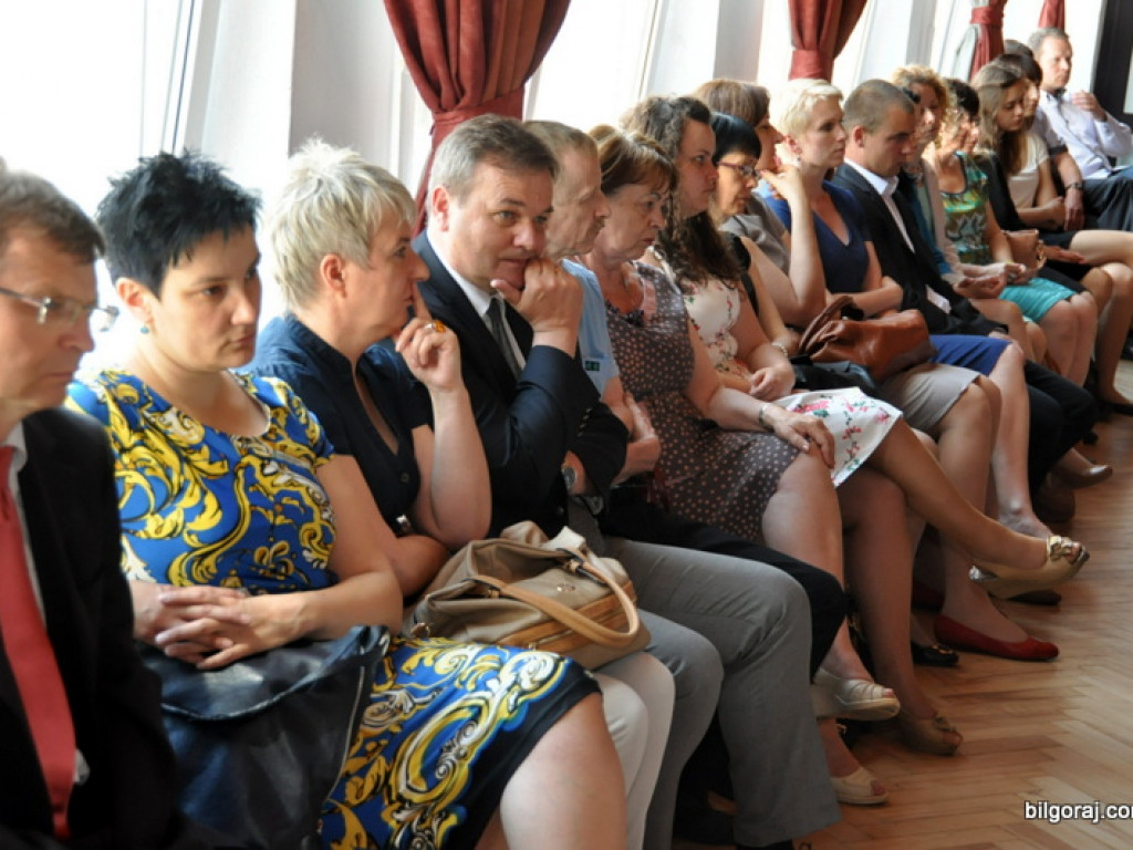 Starosta wyróżnił najlepszych uczniów i nauczycieli (FOTO)