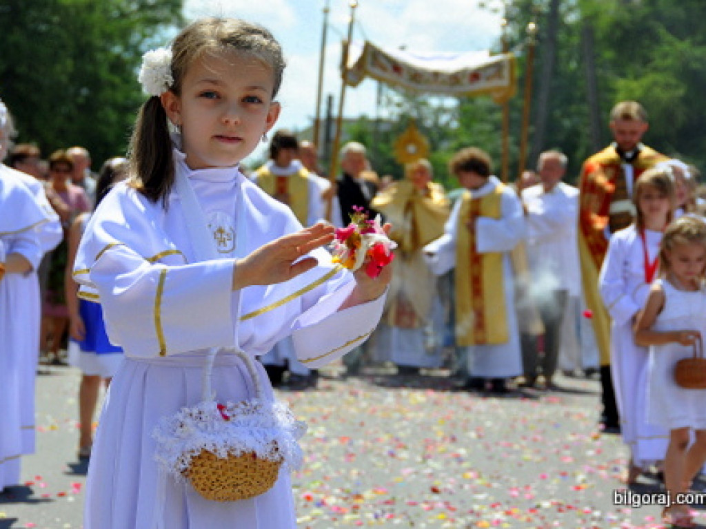 Boże Ciało - tłumy biłgorajan na procesjach eucharystycznych