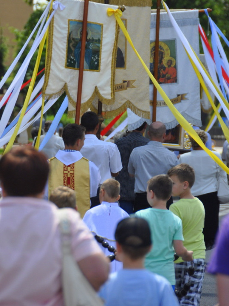 Boże Ciało - tłumy biłgorajan na procesjach eucharystycznych