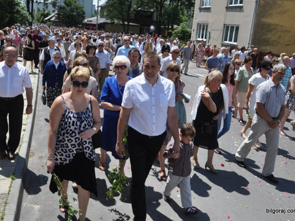Boże Ciało - tłumy biłgorajan na procesjach eucharystycznych