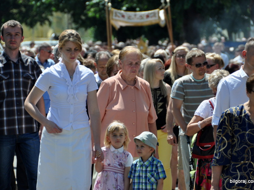 Boże Ciało - tłumy biłgorajan na procesjach eucharystycznych