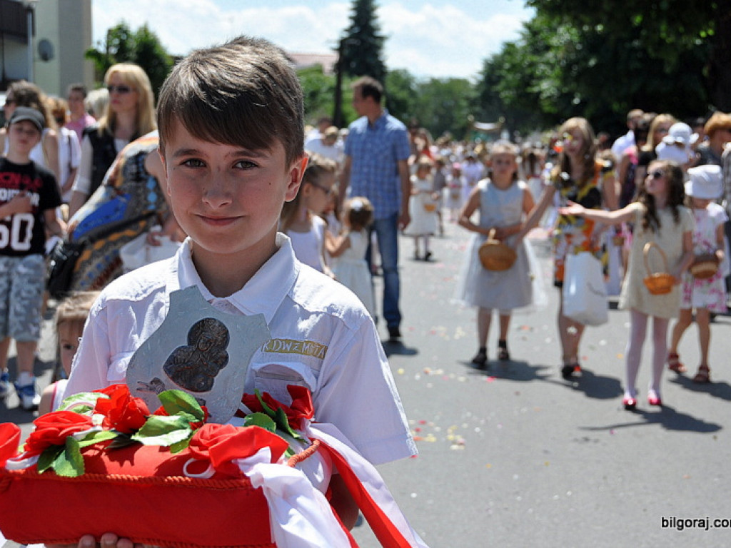 Boże Ciało - tłumy biłgorajan na procesjach eucharystycznych