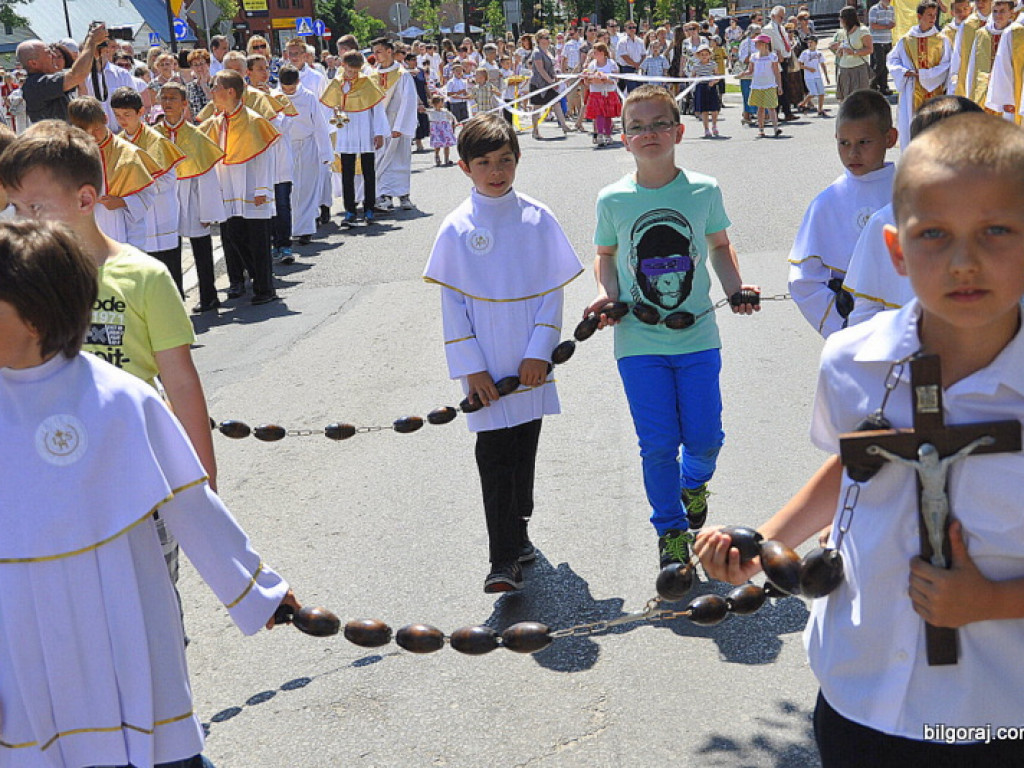 Boże Ciało - tłumy biłgorajan na procesjach eucharystycznych