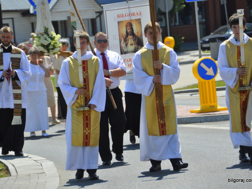 Boże Ciało - tłumy biłgorajan na procesjach eucharystycznych
