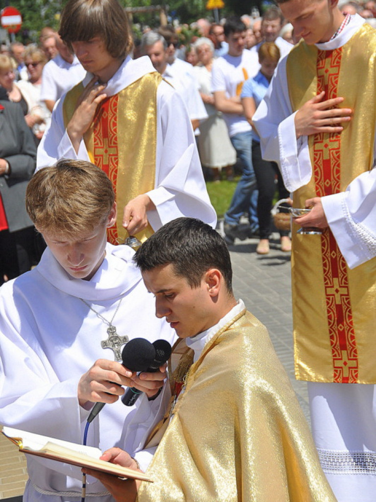 Boże Ciało - tłumy biłgorajan na procesjach eucharystycznych