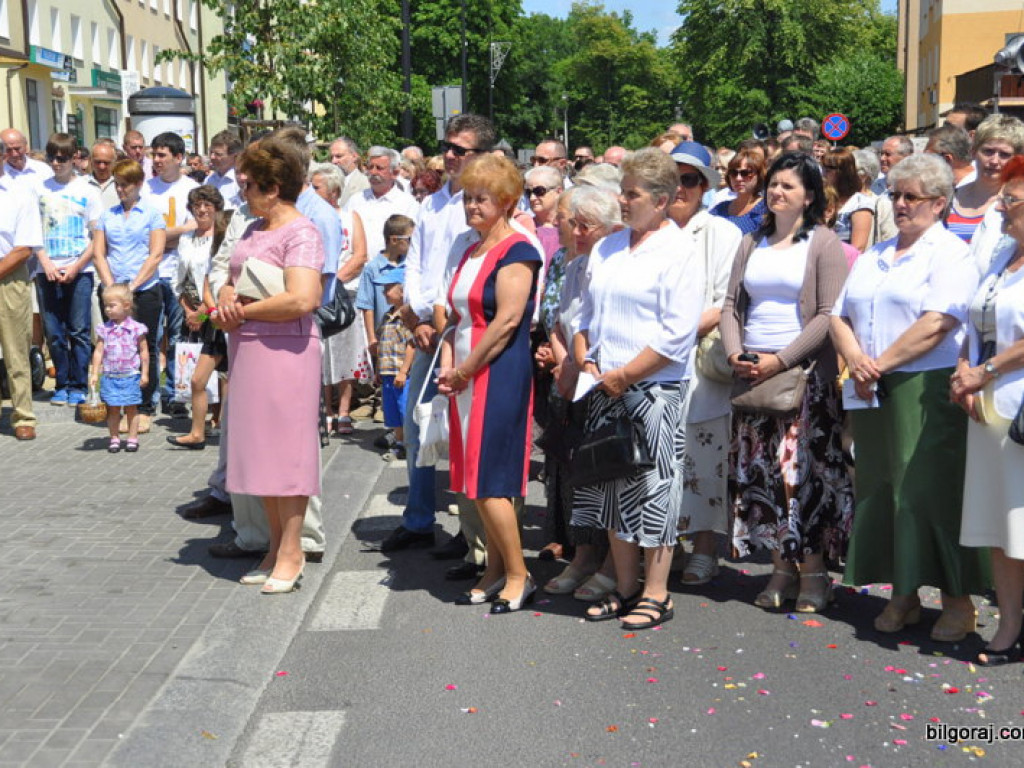 Boże Ciało - tłumy biłgorajan na procesjach eucharystycznych