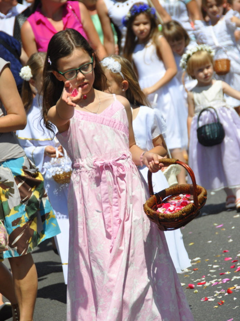 Boże Ciało - tłumy biłgorajan na procesjach eucharystycznych