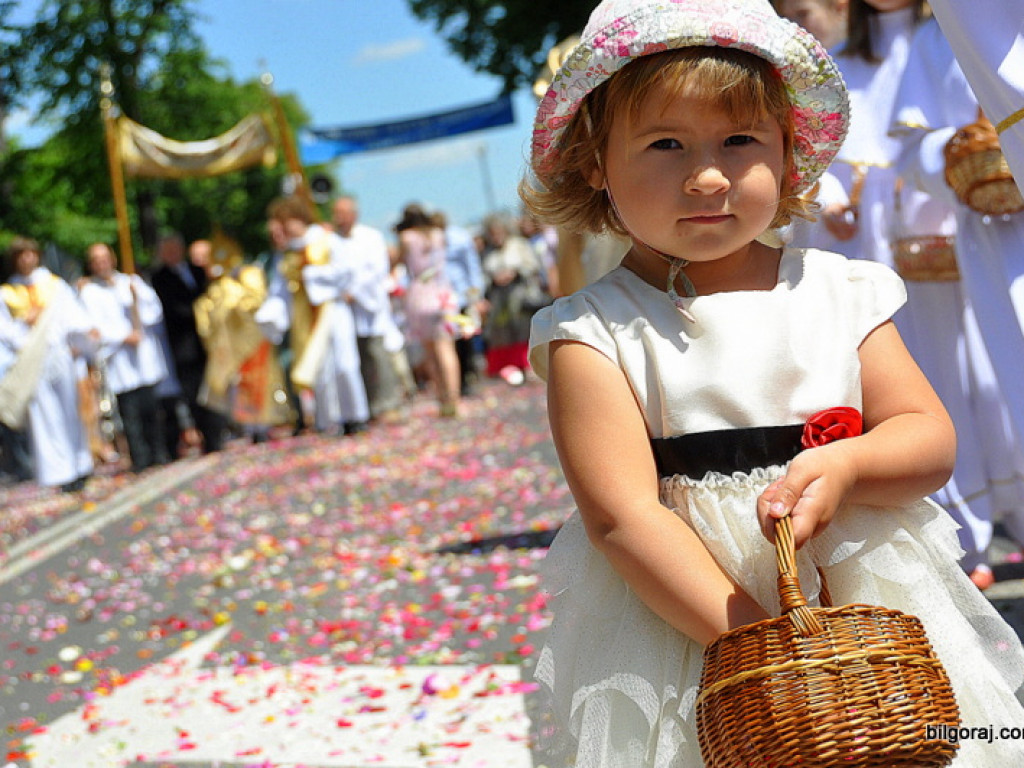 Boże Ciało - tłumy biłgorajan na procesjach eucharystycznych