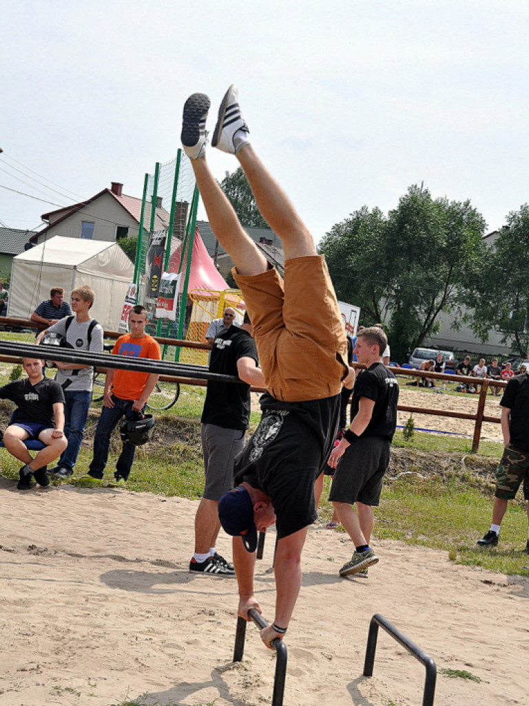 Piknik sportowo - rekreacyjny nad Zalewem Bojary (FOTO)