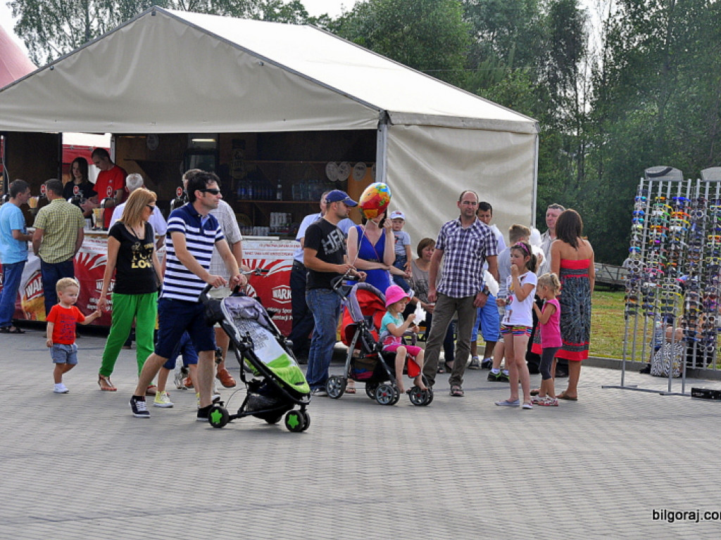 Piknik sportowo - rekreacyjny nad Zalewem Bojary (FOTO)