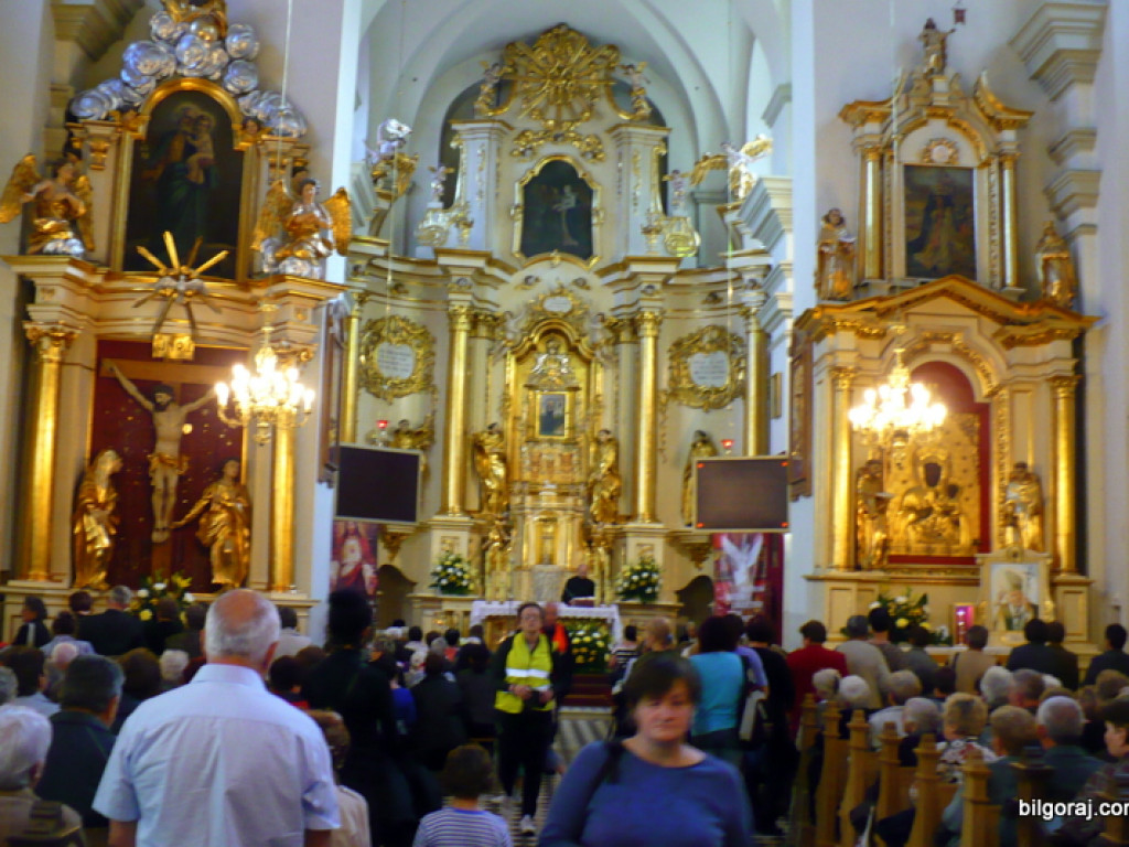 Do tronu Krasnobrodzkiej Pani (FOTO)
