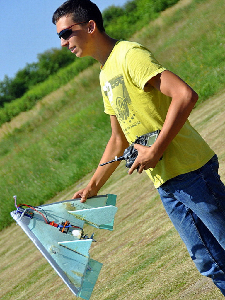 Pokazy modelarskie połączone z rodzinnym piknikiem (FOTO)