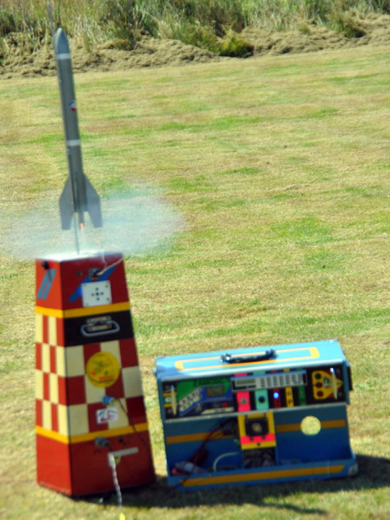 Pokazy modelarskie połączone z rodzinnym piknikiem (FOTO)