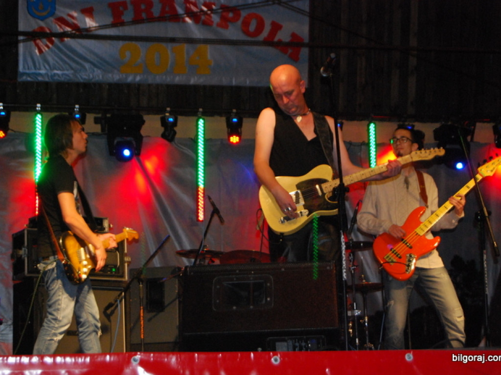 Dni Frampola: Dwudniowa impreza nad Zalewem. Dzień drugi czyli koncerty i występy sceniczne