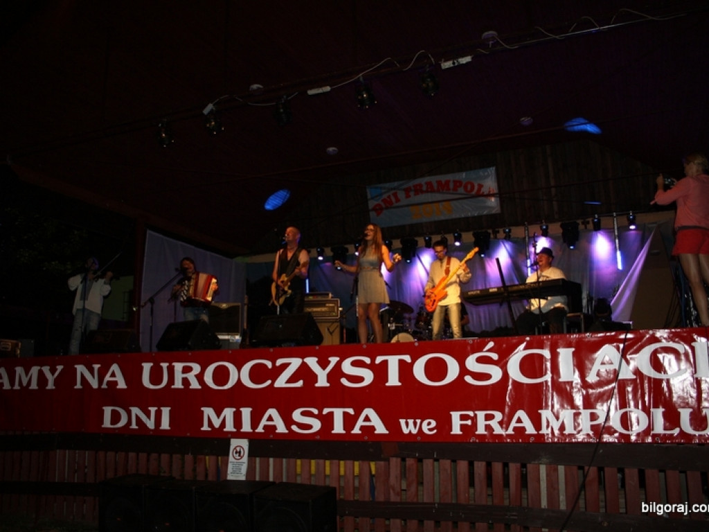 Dni Frampola: Dwudniowa impreza nad Zalewem. Dzień drugi czyli koncerty i występy sceniczne