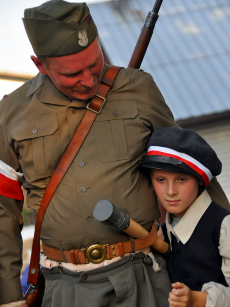 Mieszkańcy Ziemi Biłgorajskiej oddali cześć Powstańcom Warszawskim (FOTO, VIDEO)