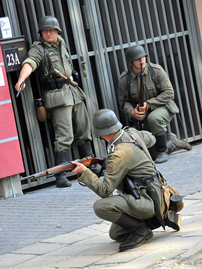 Mieszkańcy Ziemi Biłgorajskiej oddali cześć Powstańcom Warszawskim (FOTO, VIDEO)