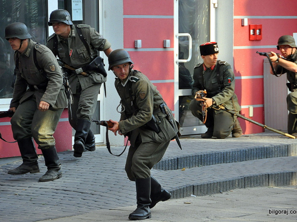 Mieszkańcy Ziemi Biłgorajskiej oddali cześć Powstańcom Warszawskim (FOTO, VIDEO)