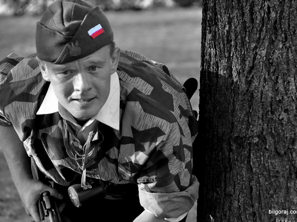 Mieszkańcy Ziemi Biłgorajskiej oddali cześć Powstańcom Warszawskim (FOTO, VIDEO)