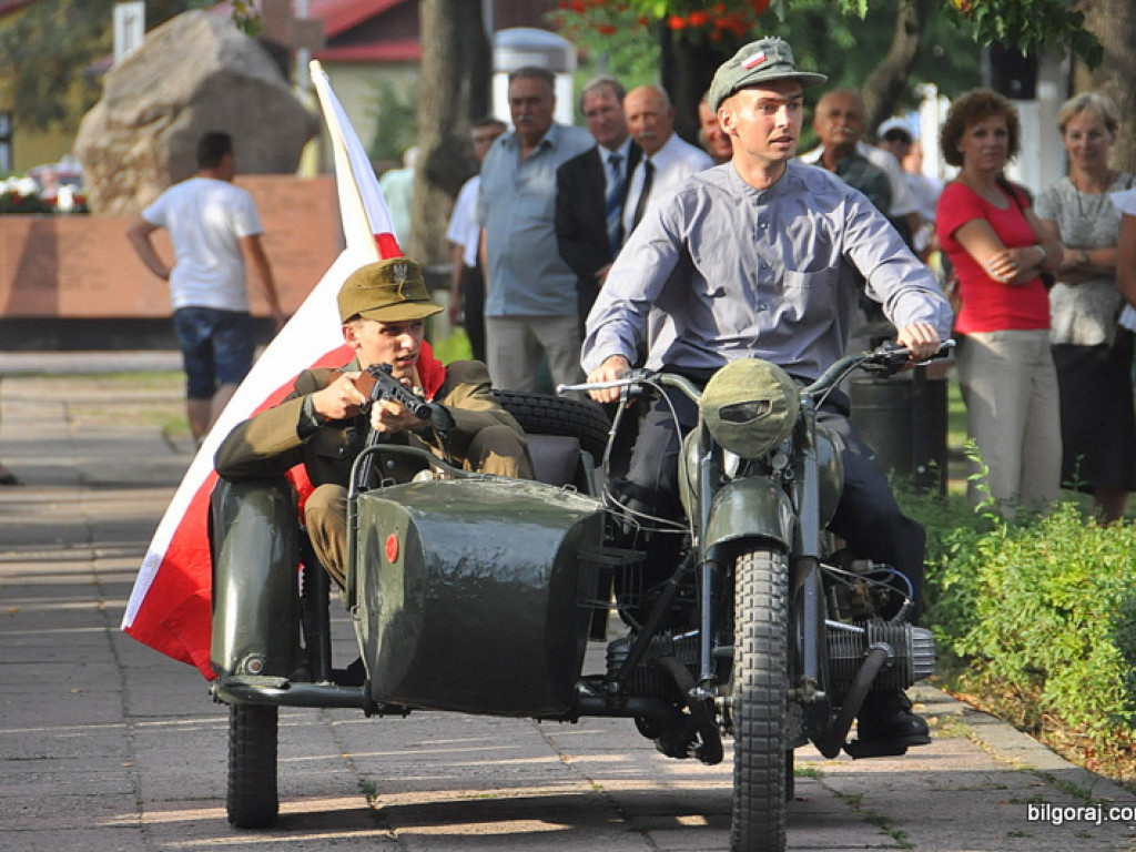 Mieszkańcy Ziemi Biłgorajskiej oddali cześć Powstańcom Warszawskim (FOTO, VIDEO)