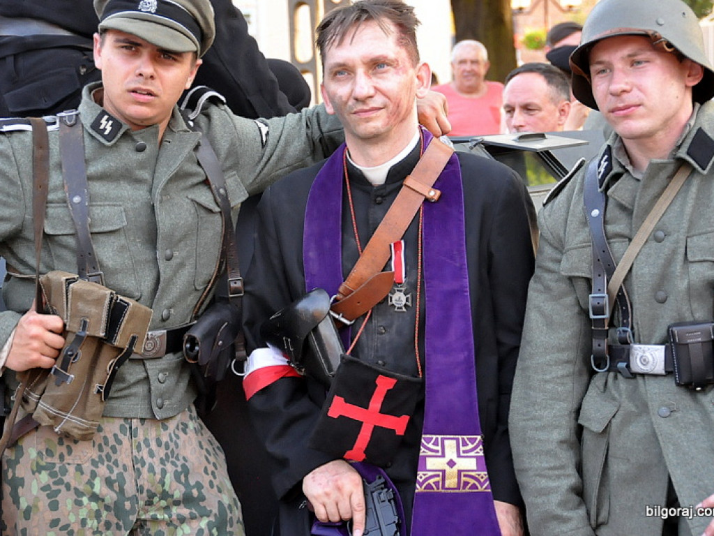 Mieszkańcy Ziemi Biłgorajskiej oddali cześć Powstańcom Warszawskim (FOTO, VIDEO)