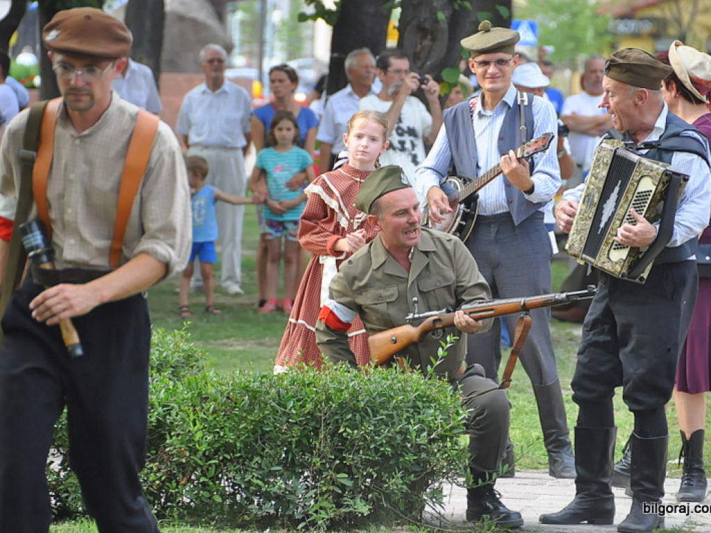 Mieszkańcy Ziemi Biłgorajskiej oddali cześć Powstańcom Warszawskim (FOTO, VIDEO)