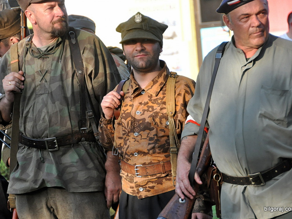 Mieszkańcy Ziemi Biłgorajskiej oddali cześć Powstańcom Warszawskim (FOTO, VIDEO)