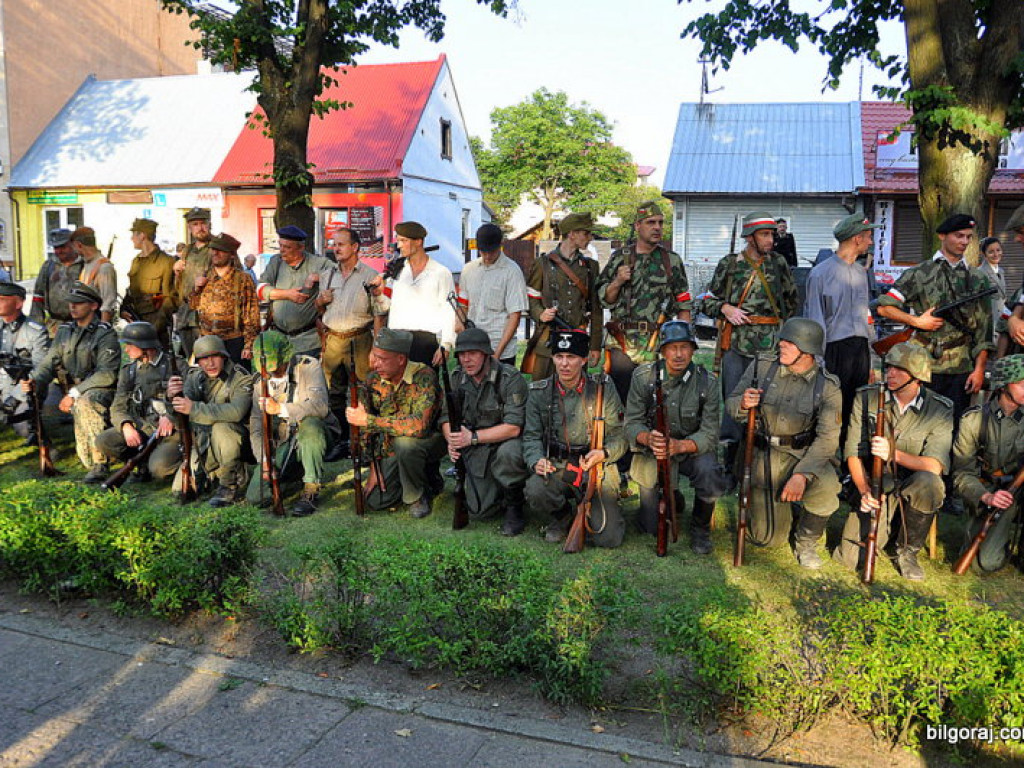 Mieszkańcy Ziemi Biłgorajskiej oddali cześć Powstańcom Warszawskim (FOTO, VIDEO)