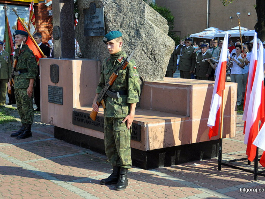 Mieszkańcy Ziemi Biłgorajskiej oddali cześć Powstańcom Warszawskim (FOTO, VIDEO)