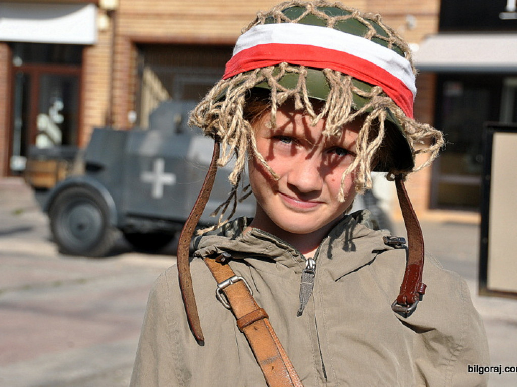 Mieszkańcy Ziemi Biłgorajskiej oddali cześć Powstańcom Warszawskim (FOTO, VIDEO)