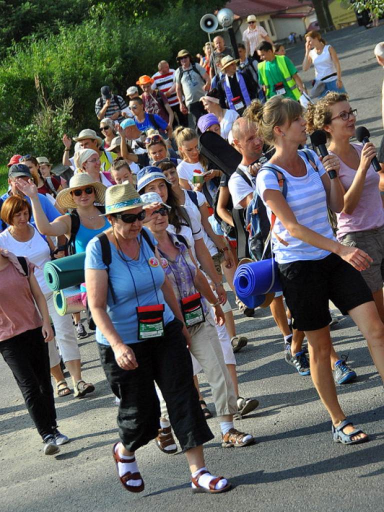 Grupa Biłgorajska wyruszyła na pątniczy szlak do Królowej Polski (FOTO)