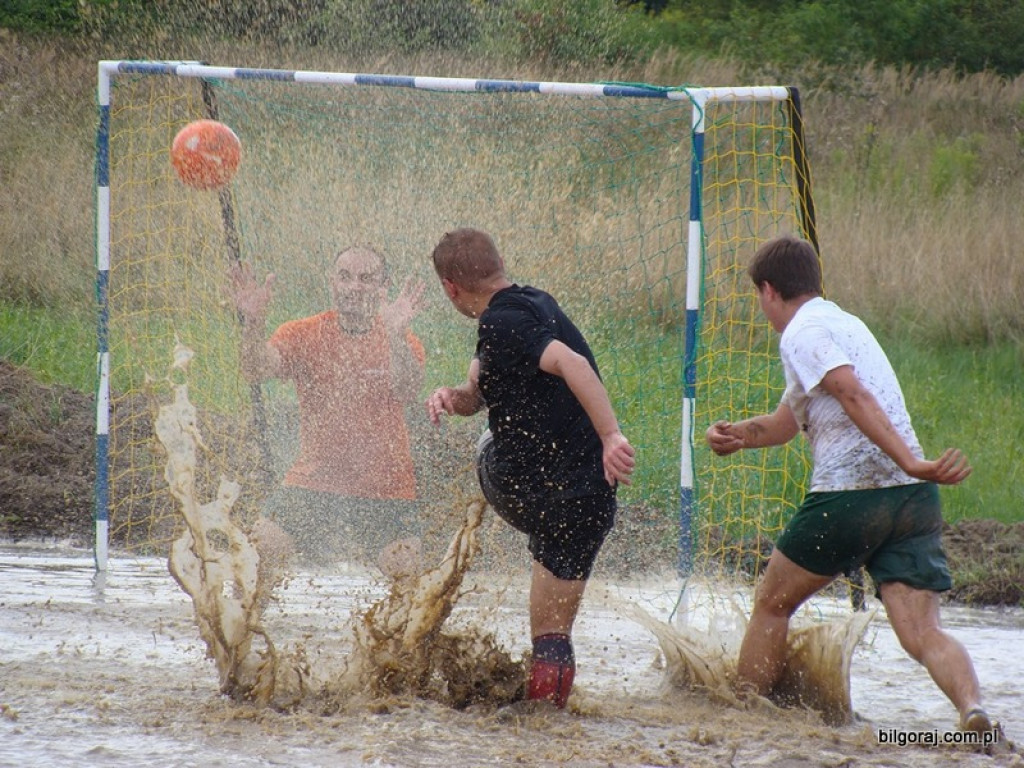 Festyn na sportowo i tanecznie w Biszczy (FOTO)