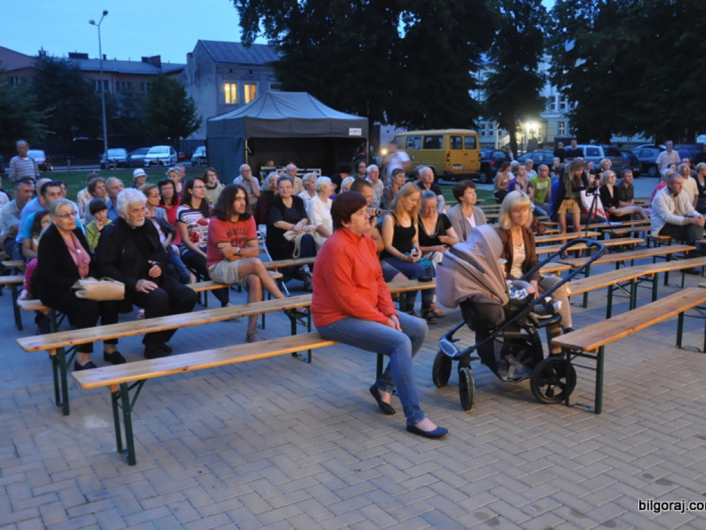 Warszawa Singera po raz pierwszy w Biłgoraju (FOTO)