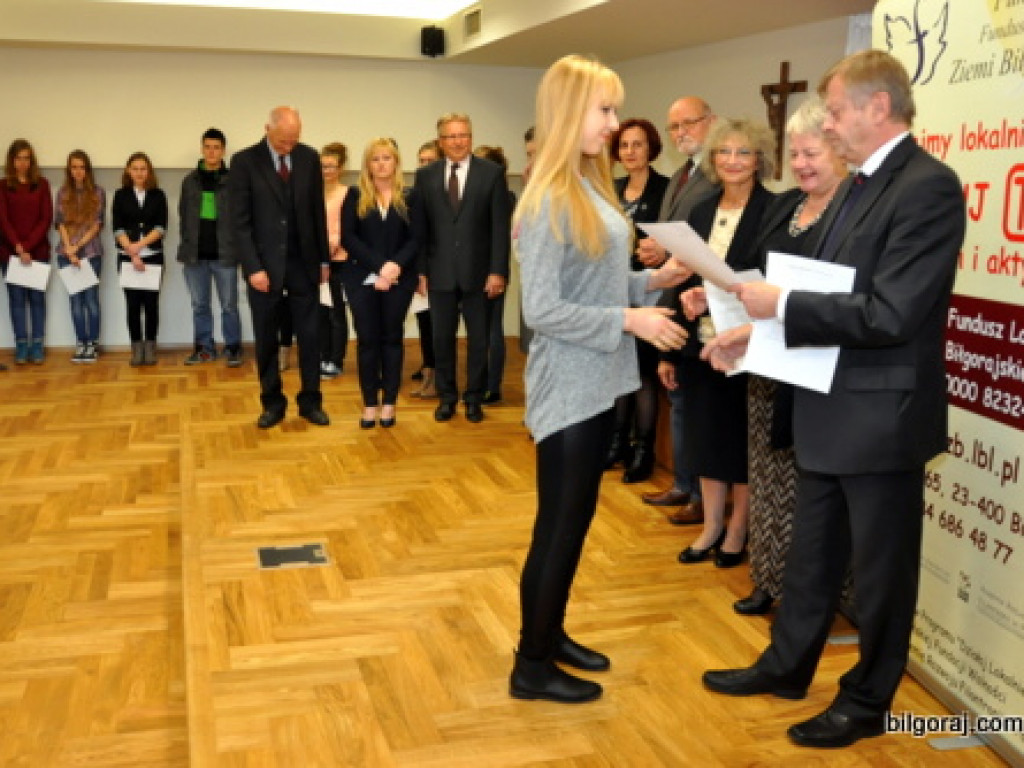 Stypendia dla uzdolnionej młodzieży rozdane
