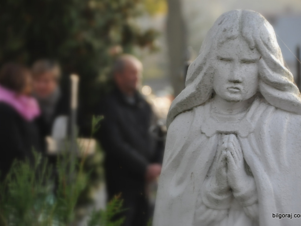 Życie Twoich wiernych, o Panie, zmienia się, ale się nie kończy... (FOTO)